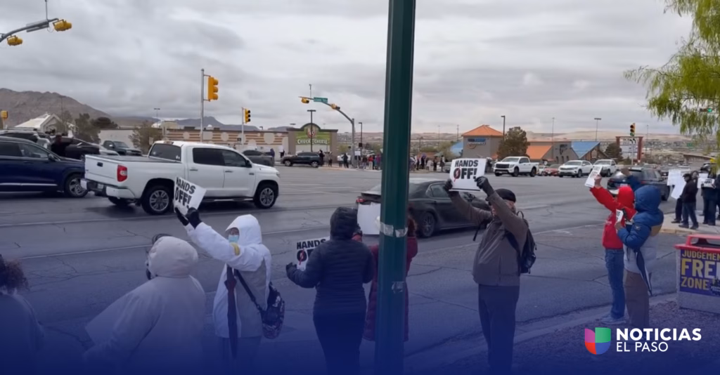 Democratas en El Paso se unen a la protesta nacional contra las políticas de Trump