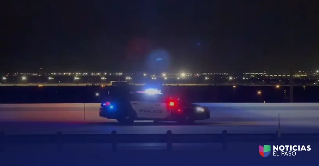 Una persona muere tras accidente en la US-54; autoridades cierran vialidad