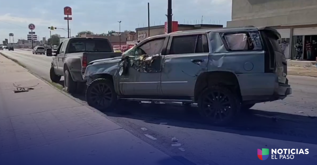 Se registra volcadura de camioneta en Ciudad Juárez