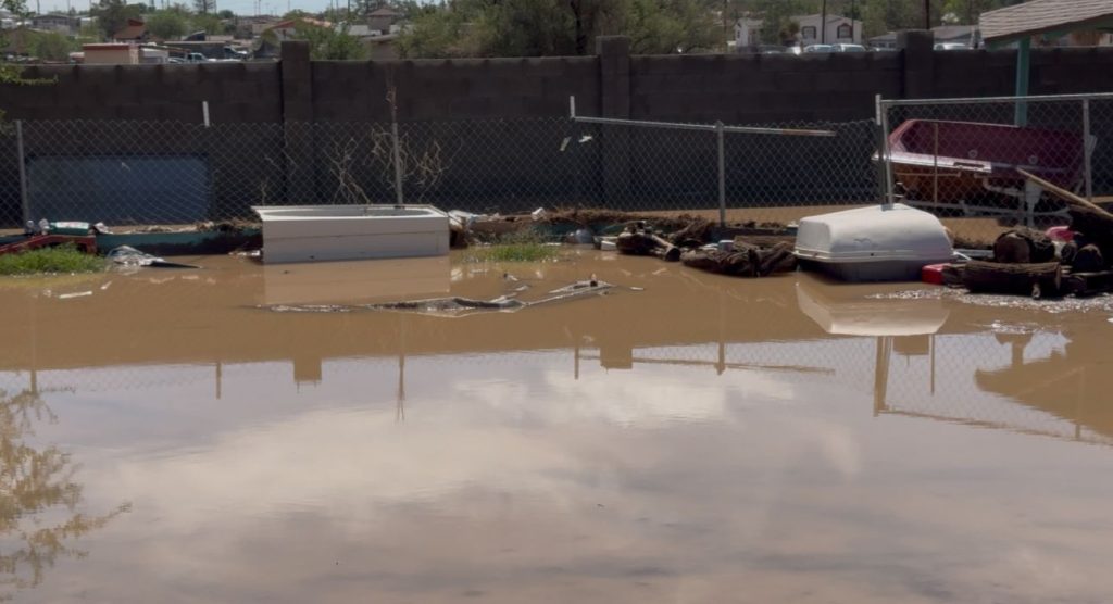“Le doy gracias a Dios que no nos pasó nada”: Lluvias torrenciales sorprenden a Vado y dejan a familias en alerta