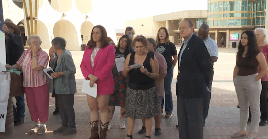 Se manifiestan en contra de proyecto de expansión de la Interstatal 10