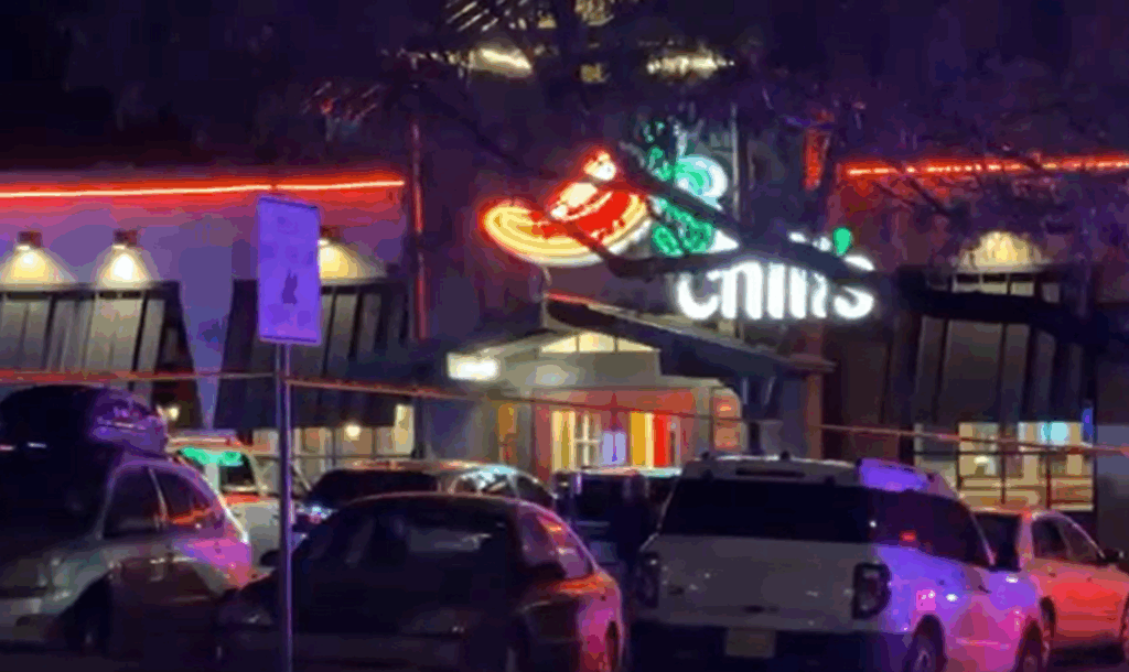 Hombre muere baleado por policía en estacionamiento de Chili’s en Las Cruces