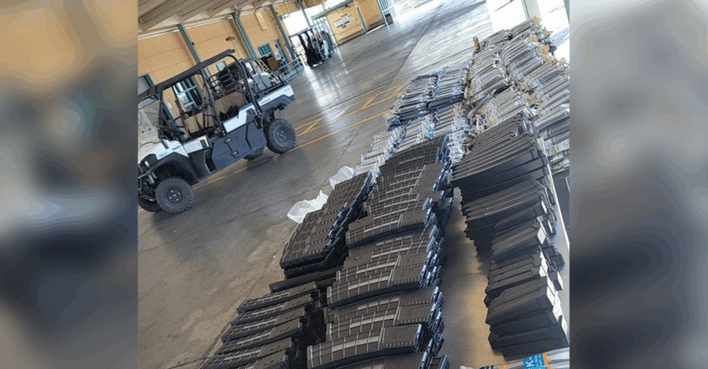 HSI arresta a un ciudadano estadounidense e incauta 1,285 cartuchos y 7 rifles en Santa Teresa