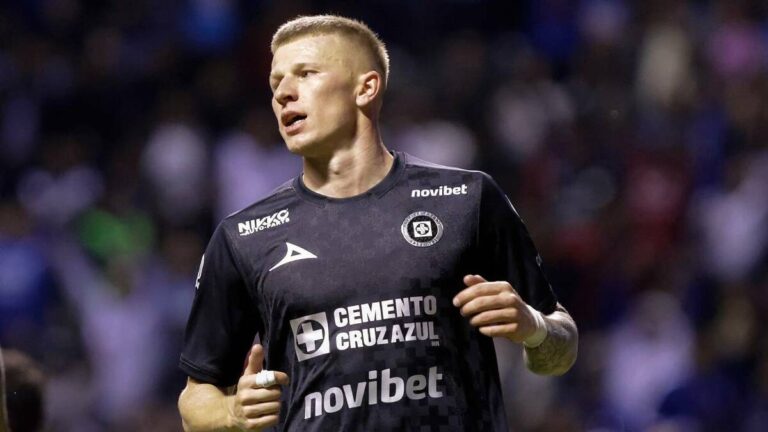 Mateusz Bogusz se ausenta y la novela del Cruz Azul continúa