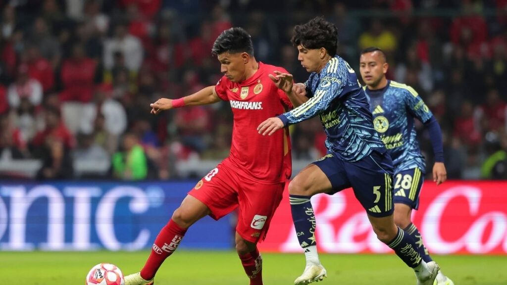 ¿Se despide Kevin Álvarez? América busca reforzar su lateral derecha con intercambio con Toluca