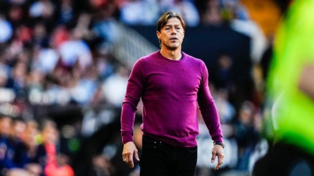 La continuidad de Matías Almeyda en Sevilla FC puede estar en riesgo por rumores de compra por Sergio Ramos