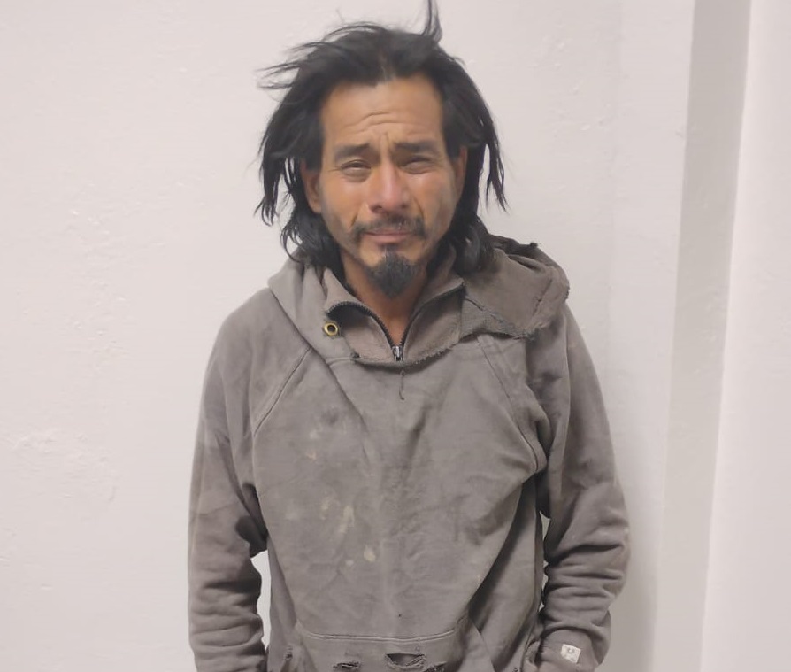 Se solicita apoyo ciudadano para localizar a familiares de un hombre extraviado