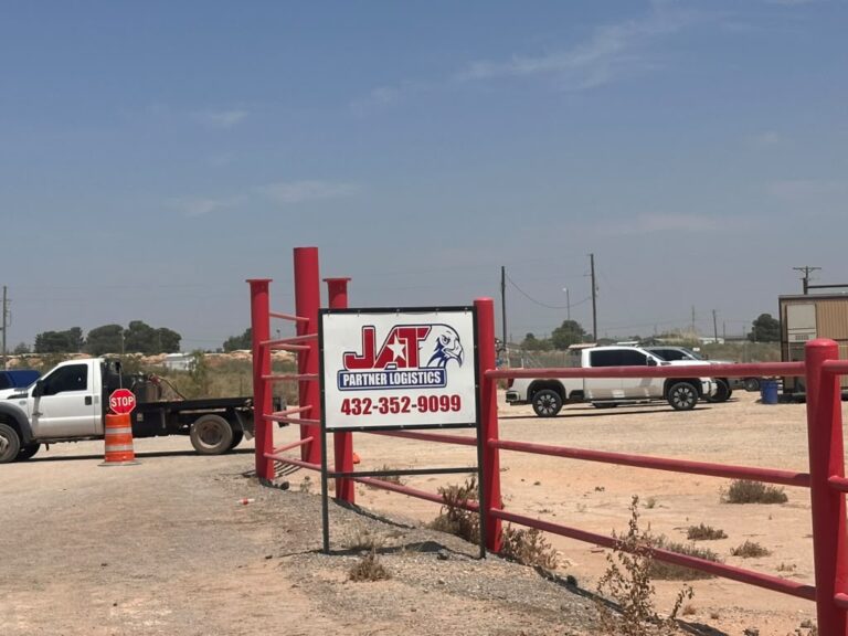 Investigan tiroteo en negocio de Midland: confirman que tres empleados murieron