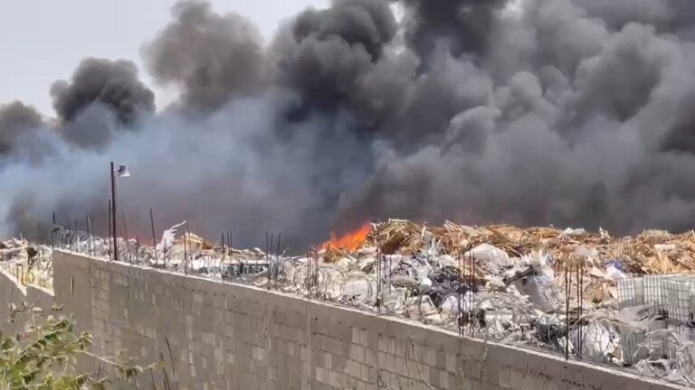 Bomberos combaten incendio en Ciudad Juárez; no se reportan lesionados