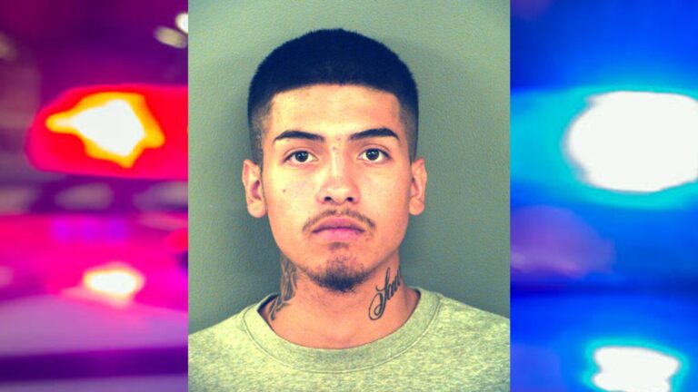 Arrestan a joven de 18 años por presunto asalto agravado con arma de fuego en El Paso