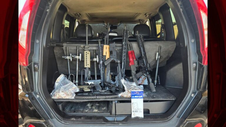 CBP frustra intento de tráfico de casi 500 cartuchos hacia México en Presidio
