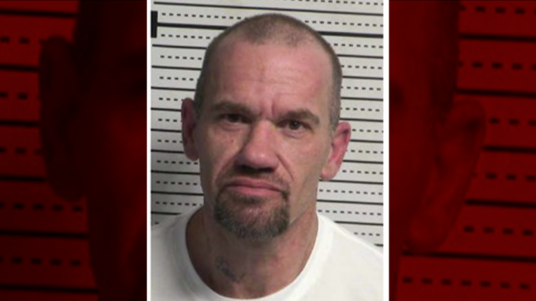 Hombre se declara culpable de golpear a su expareja con un bate en Las Cruces